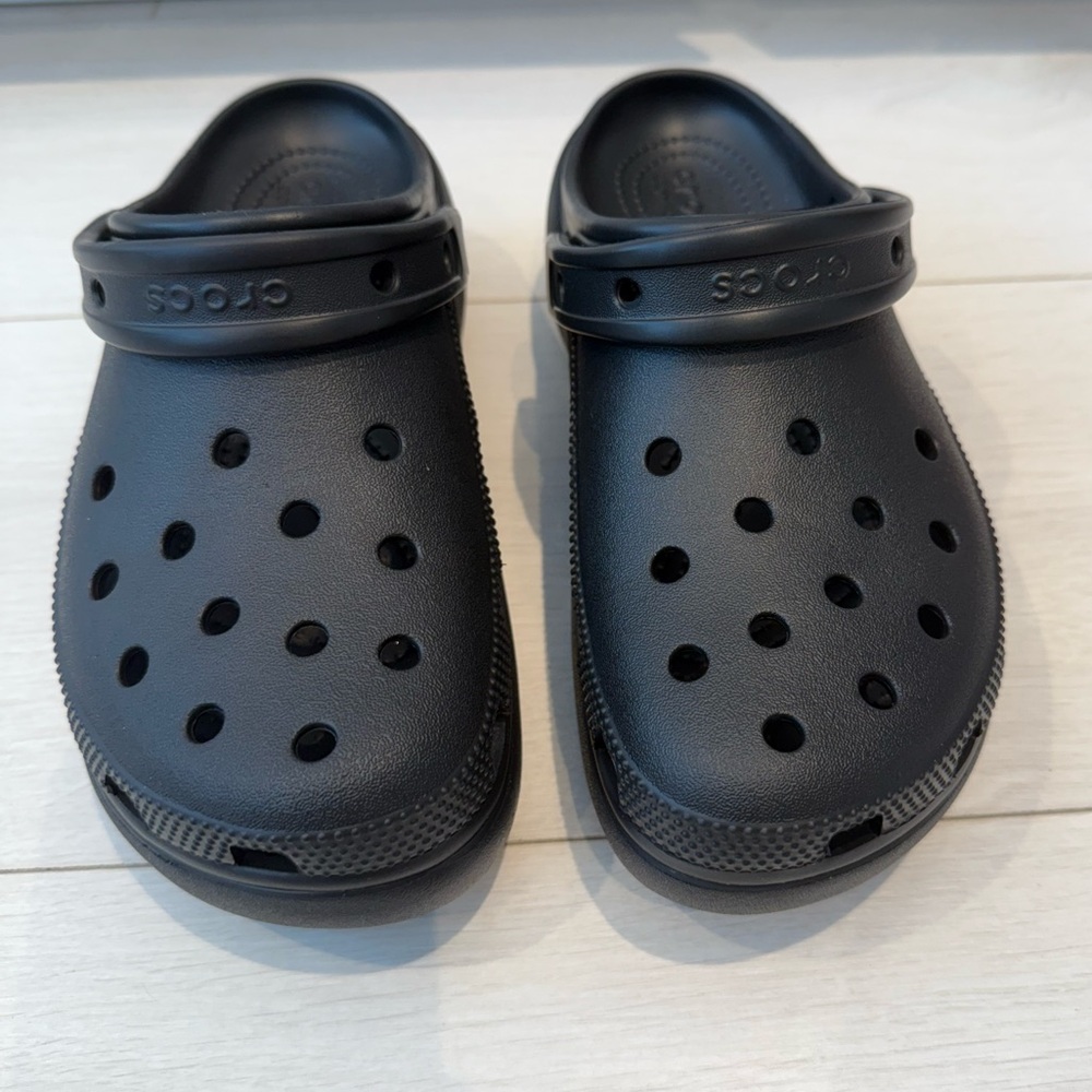 BRAND NEW Crocs